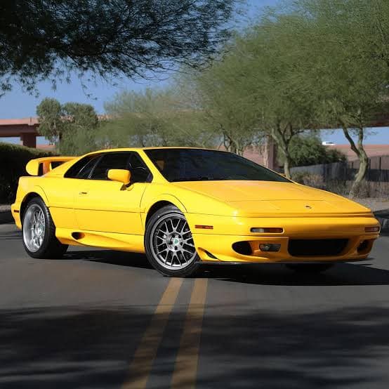 Lotus Esprit V8