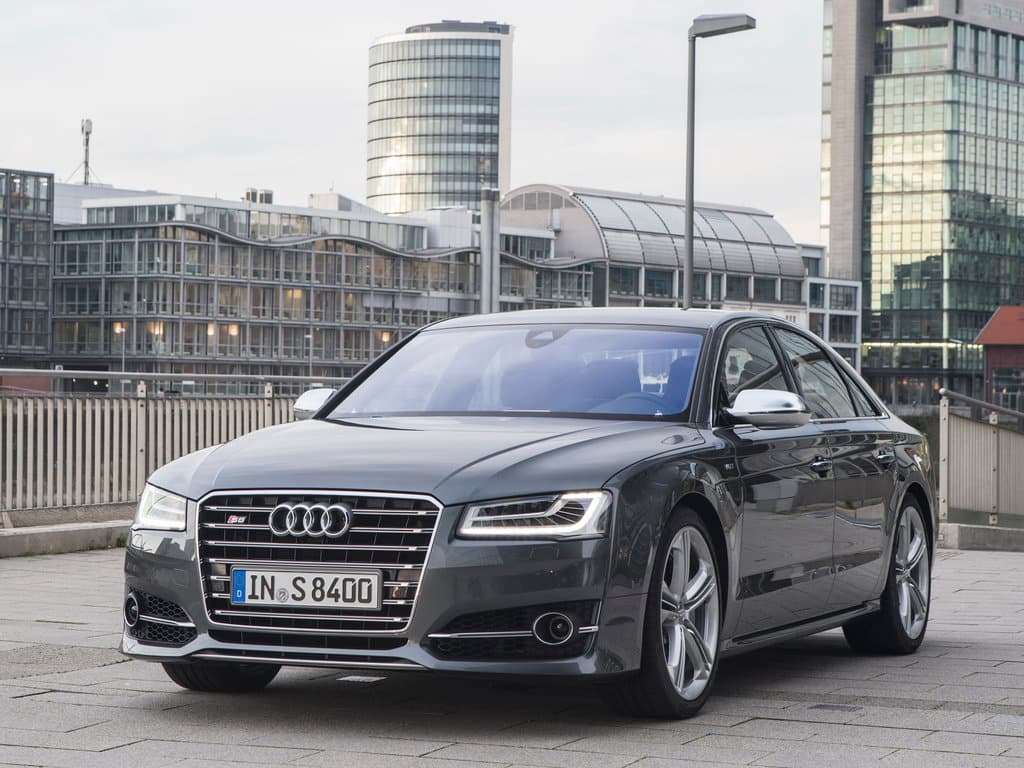 Audi S8