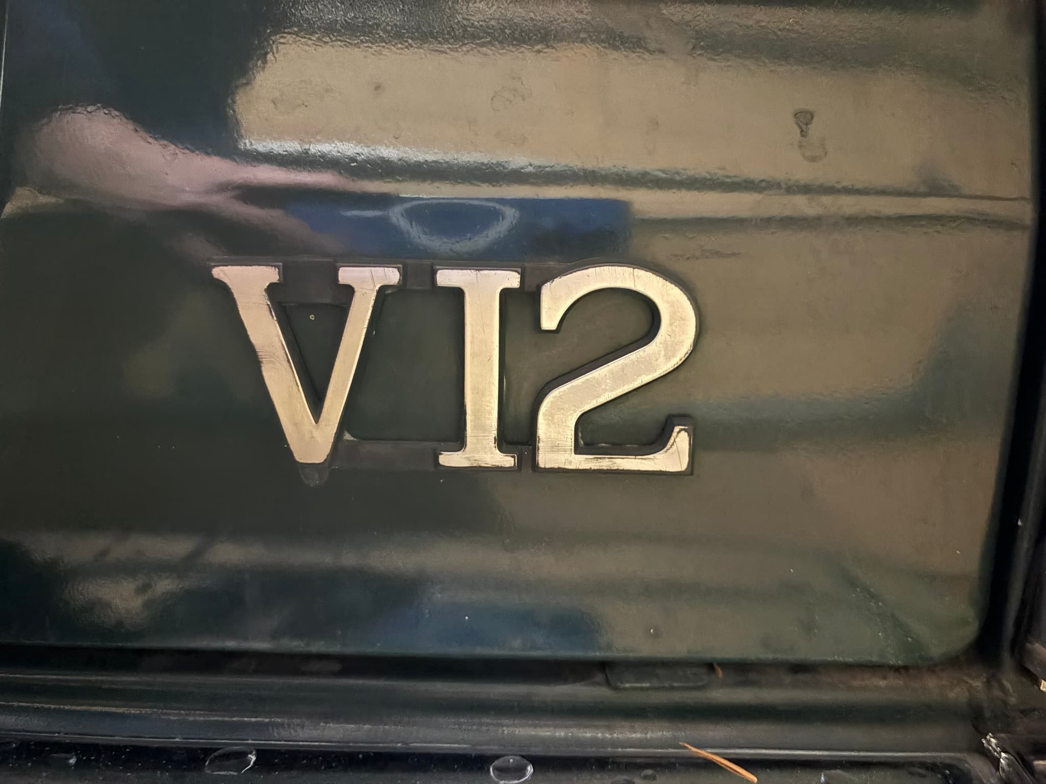 But its a 5.3L V12 Jaaaaaaag!