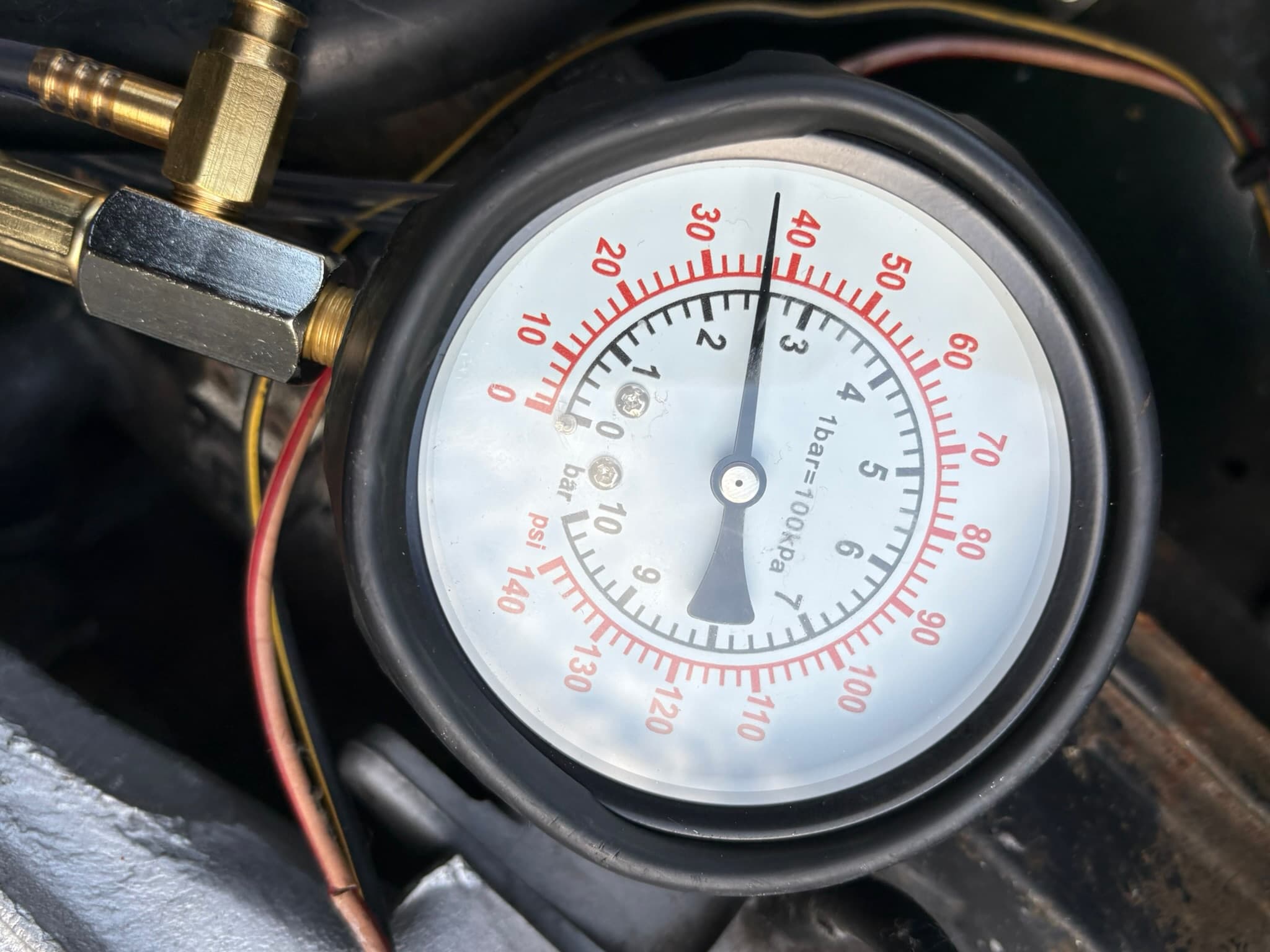 Fuel pressure looks good !