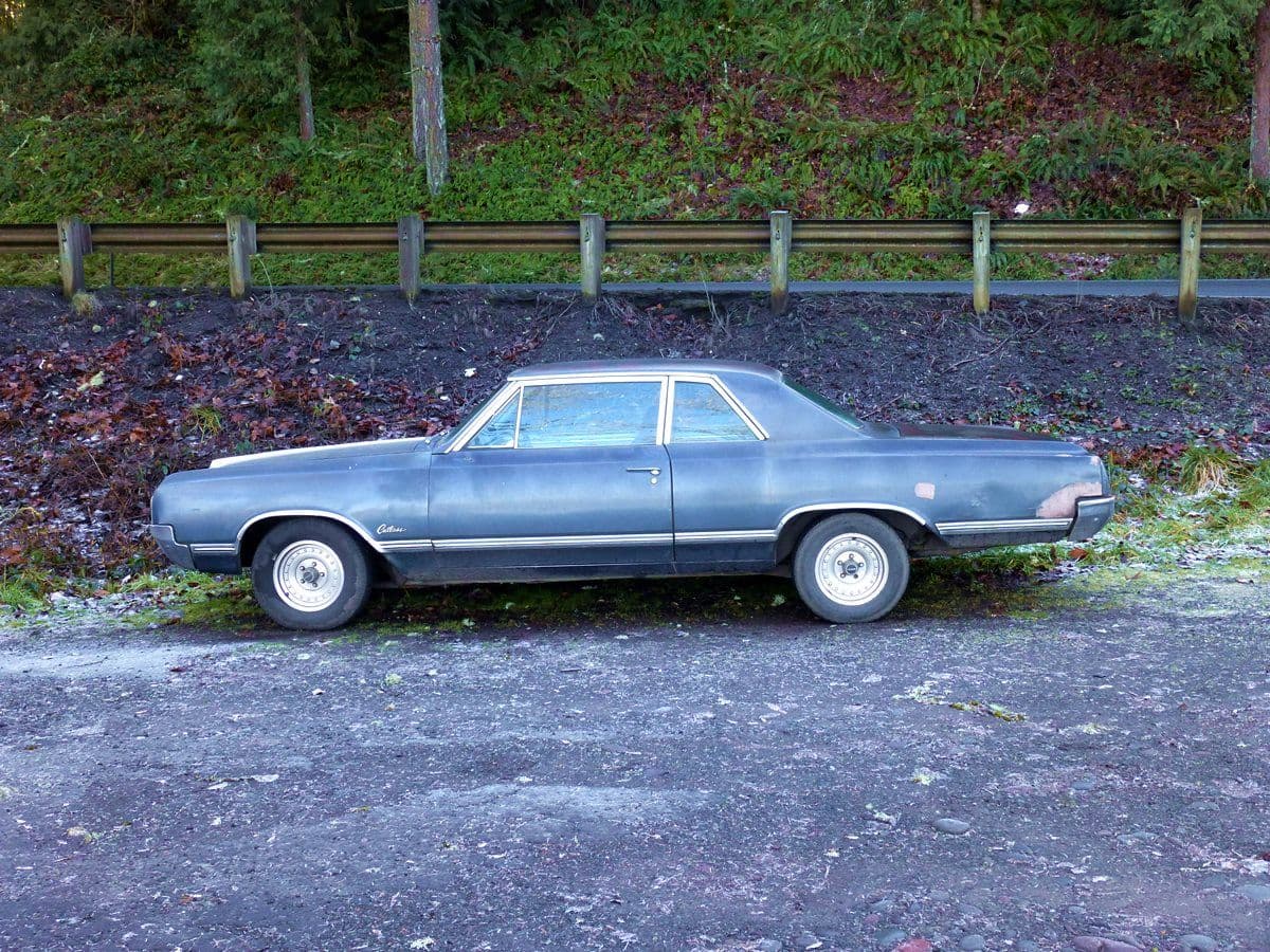 Oldsmobile Cutlass coupe