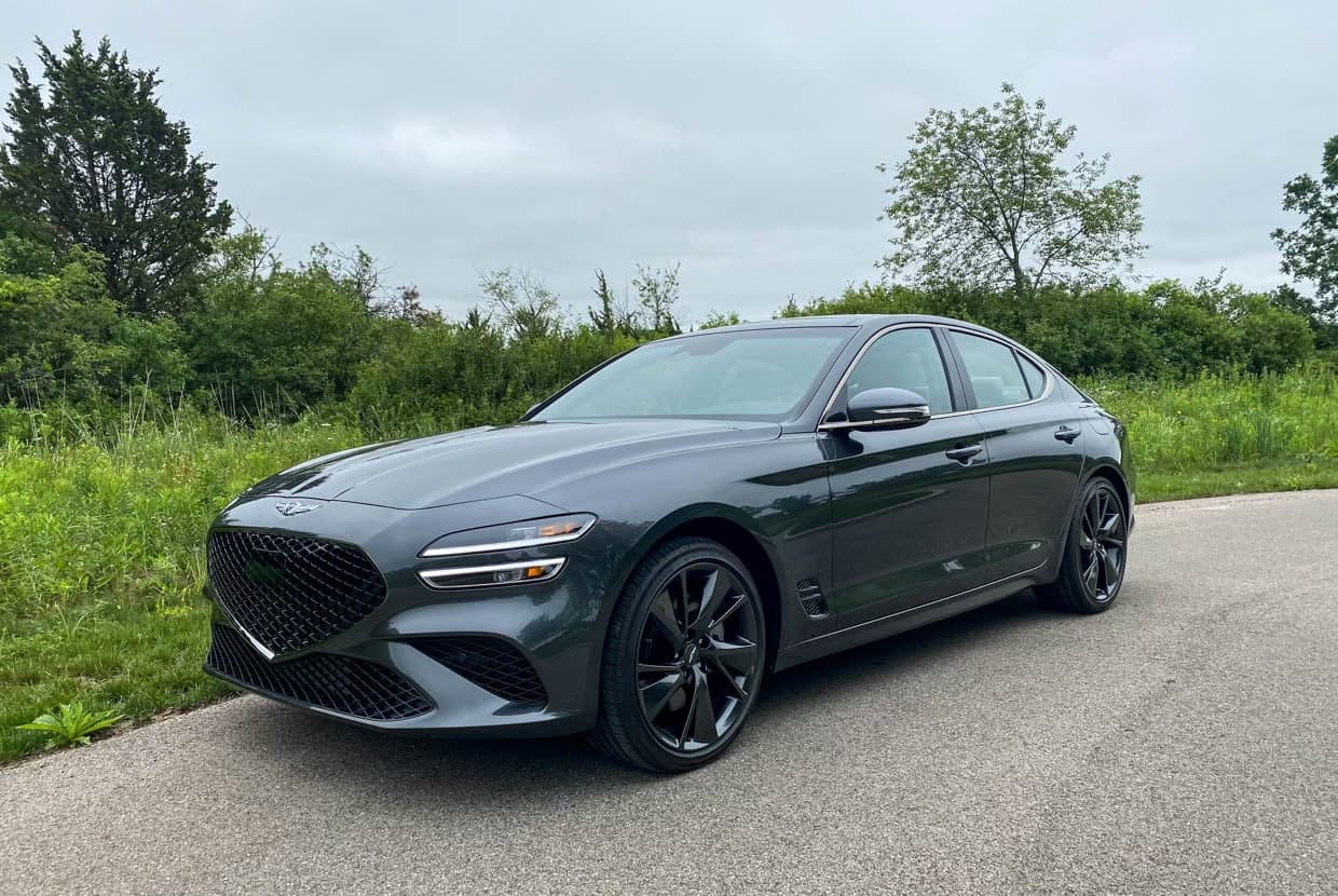 Genesis G70